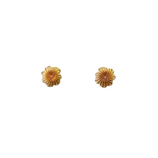 18K Gold Sunburst Stud Earrings by Manuvel Malabar Jewellers, detail view 2