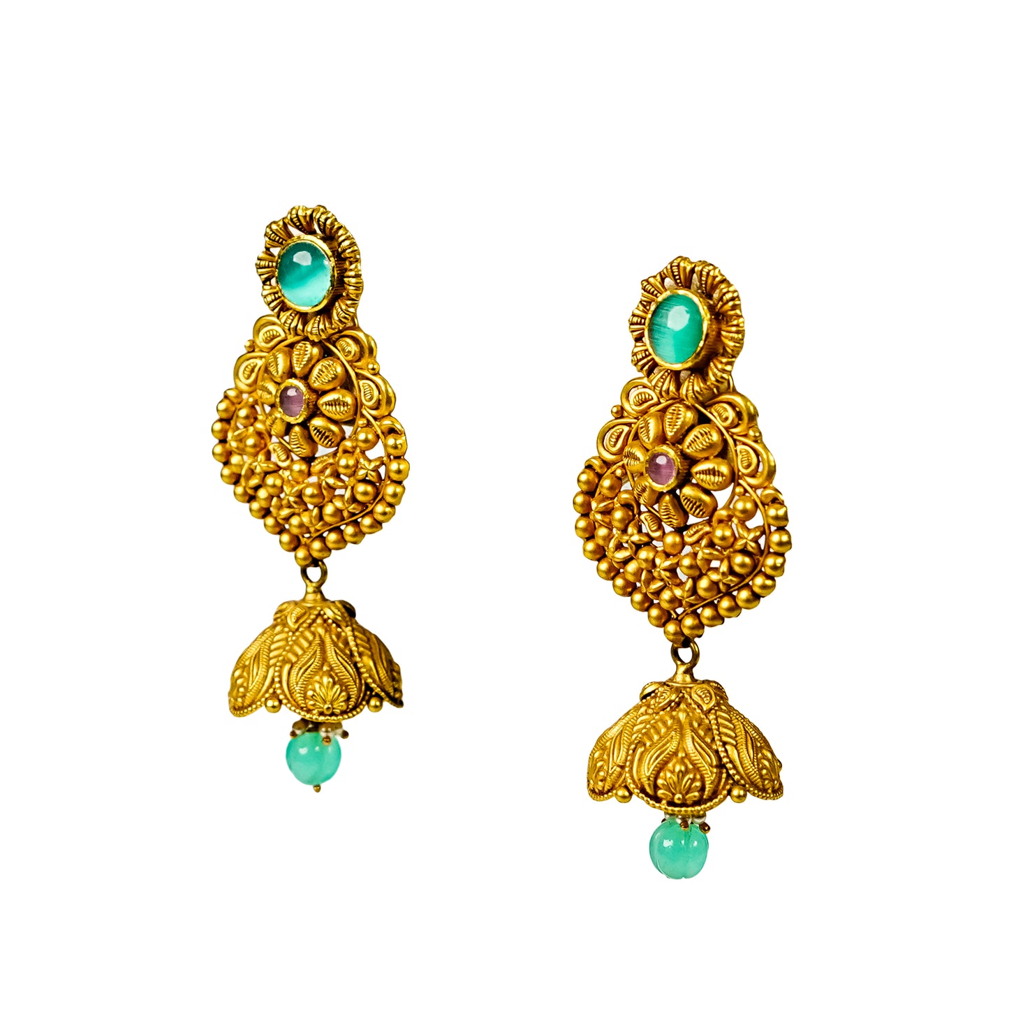 22K Antique Emerald Gold Stud Earrings by Manuvel Malabar Jewellers, detail view 3