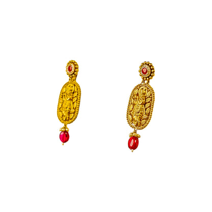 22K Antique Ruby Gold Earrings by Manuvel Malabar Jewellers, detail view 3