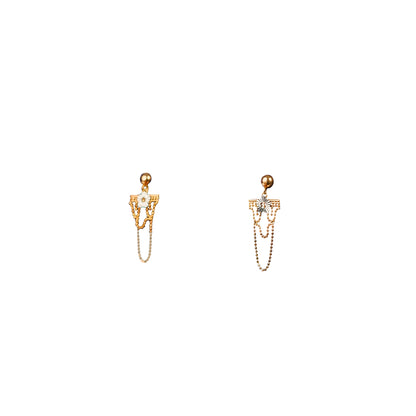 18K Fancy Gold Chain Stud Earrings by Manuvel Malabar Jewellers, detail view 3