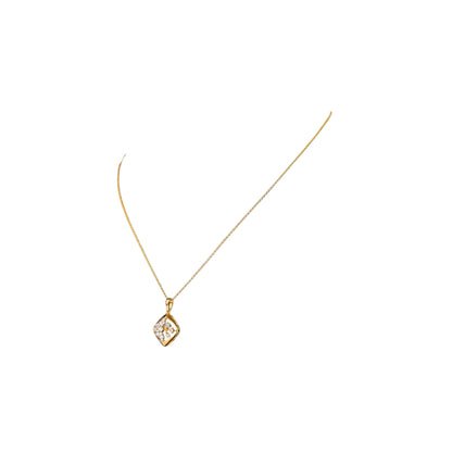 18K Diamond Solitaire Pendant with Chain by Manuvel Malabar Jewellers, detail view 2