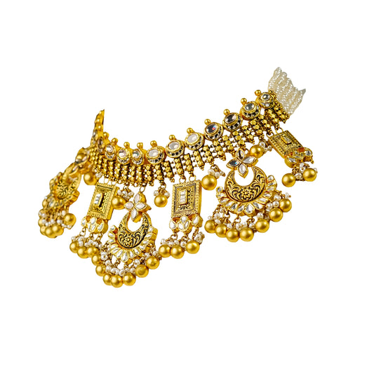 22K Antique Kundan Bridal Choker Necklace by Manuvel Malabar Jewellers, detail view 2