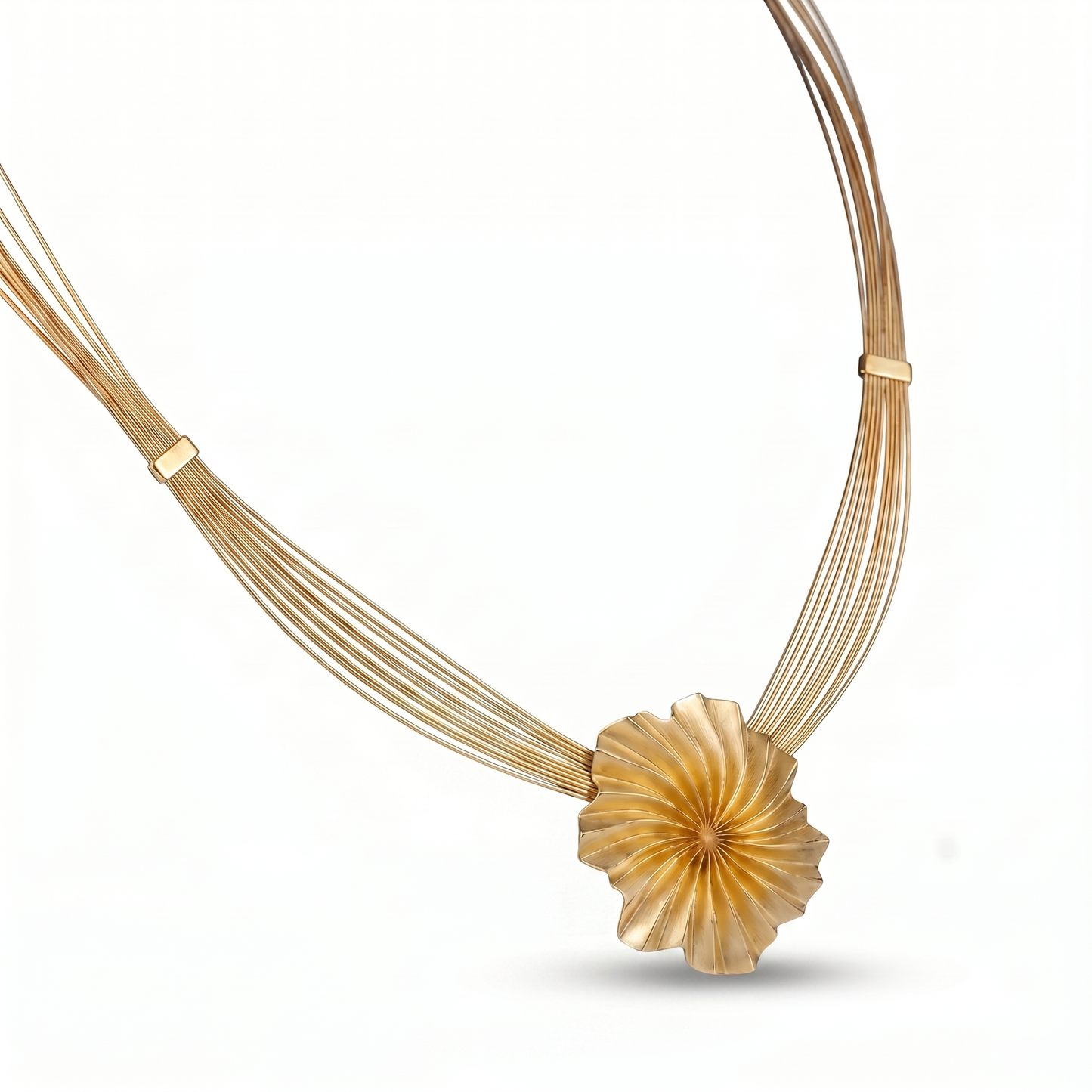 18K Fancy Floral Gold Necklace by Manuvel Malabar Jewellers