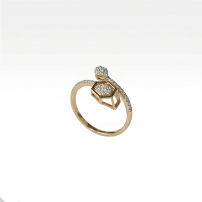 18K Hexagon Diamond Ring by Manuvel Malabar Jewellers, detail view 2